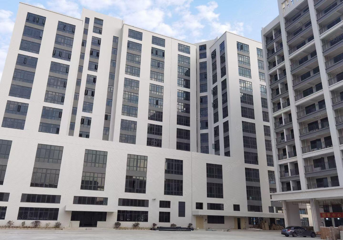 马安全新科技园厂房四楼760平米出租 带全新装修 租金11