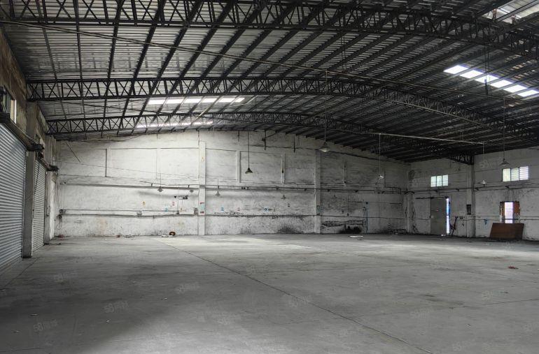 惠州小金口1000平钢构出租，层高7米，高速口附近，可进拖头