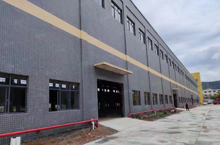 重工业全新砖墙到顶单一层厂房出租