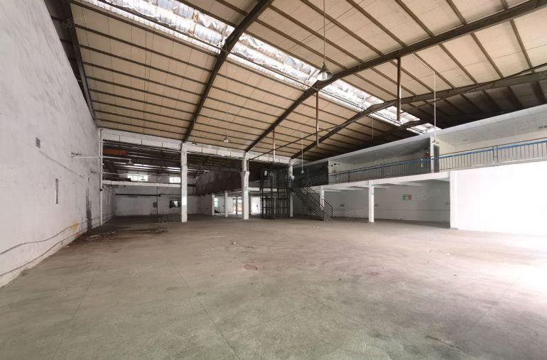 17元500平起分租2000平方仓库出租好进大车有车位免费用