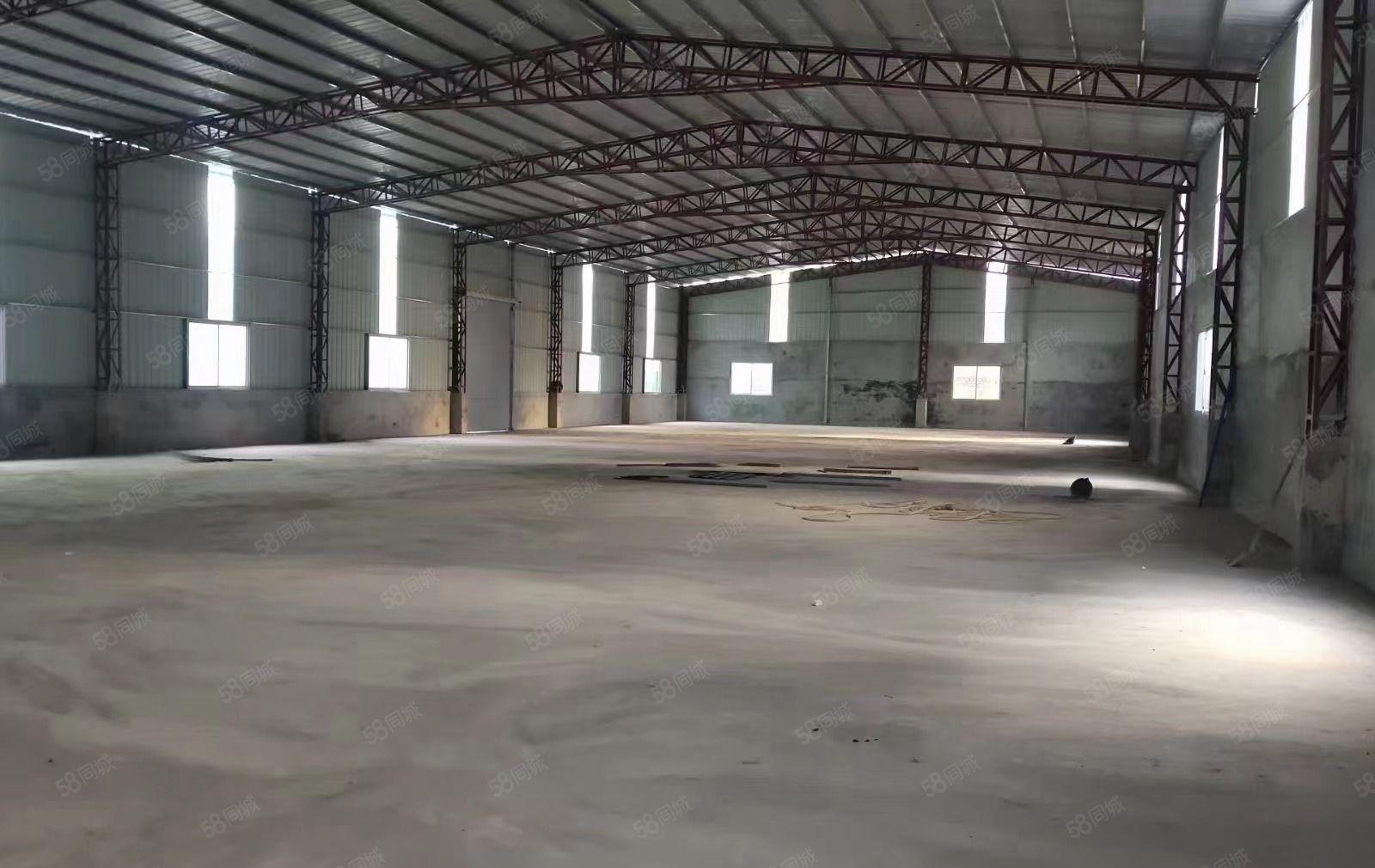 下角梅湖江南大道滴水9米混凝土结构厂房出租红本齐全可办环评