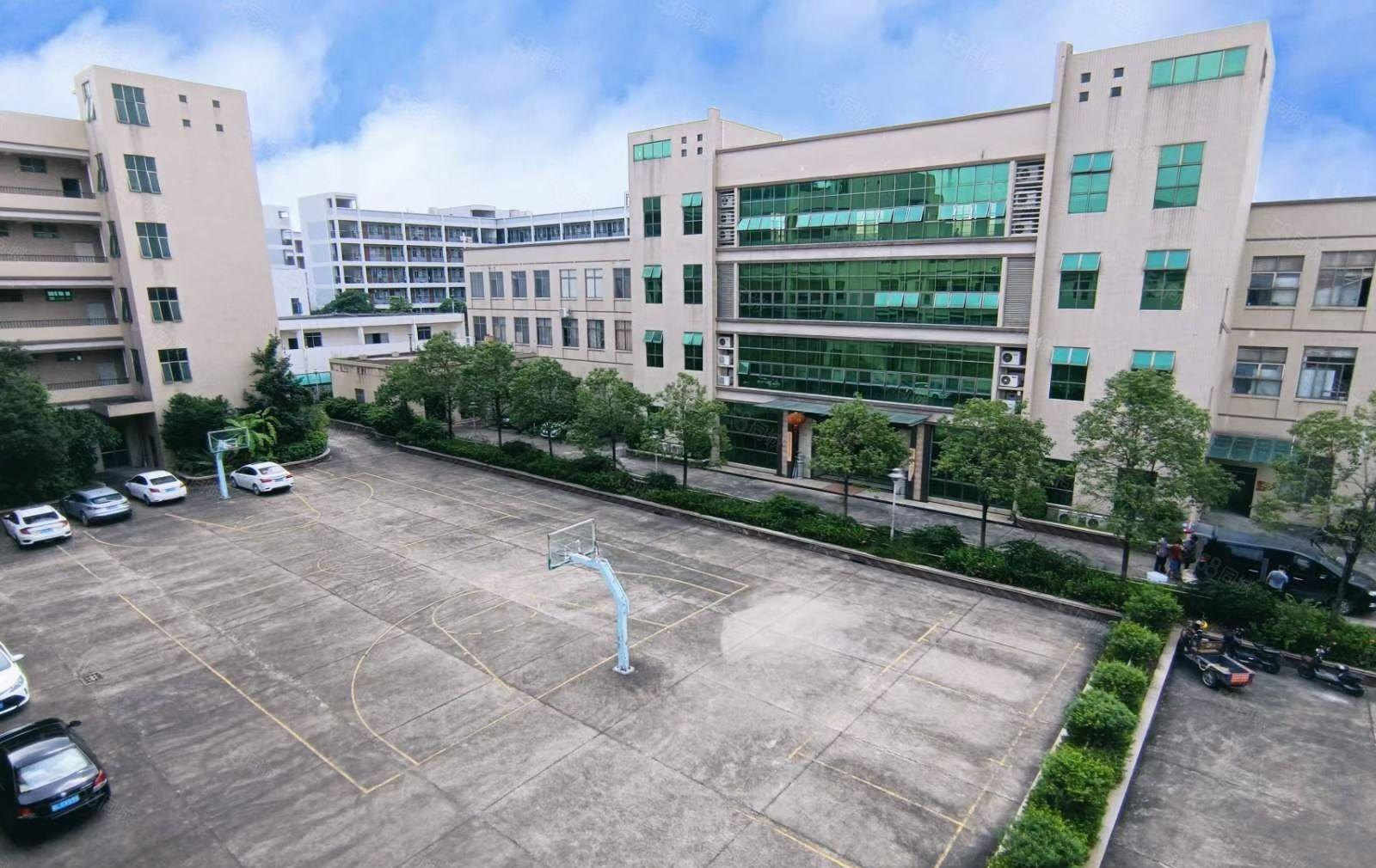 全新厂房招租9000平方，有配套员工宿舍，证件齐全可办环评