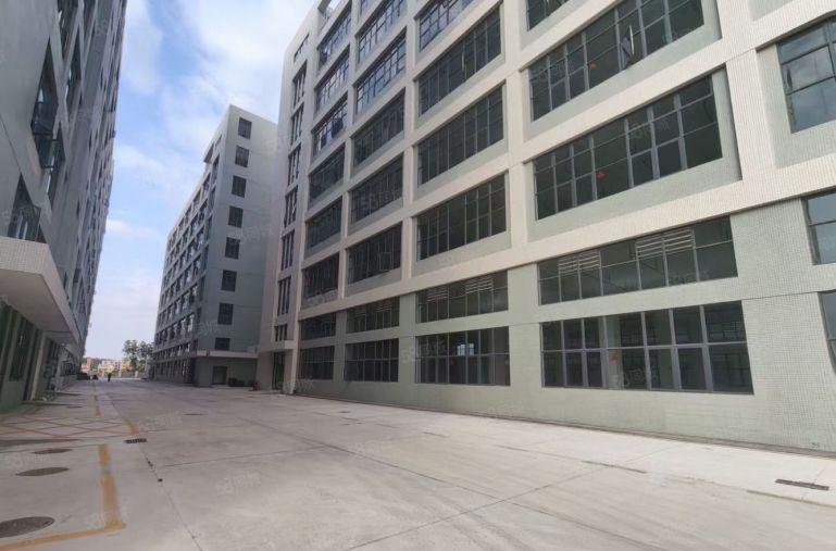 水口龙湖大道边全新工业园一楼2500平方16元招租，证件齐全