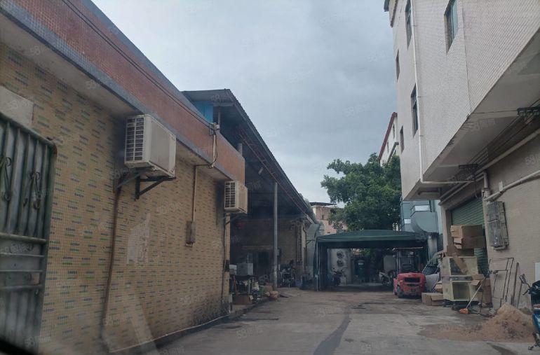 小金，两套独院1000平和1200平，位置好，空地大~~~~