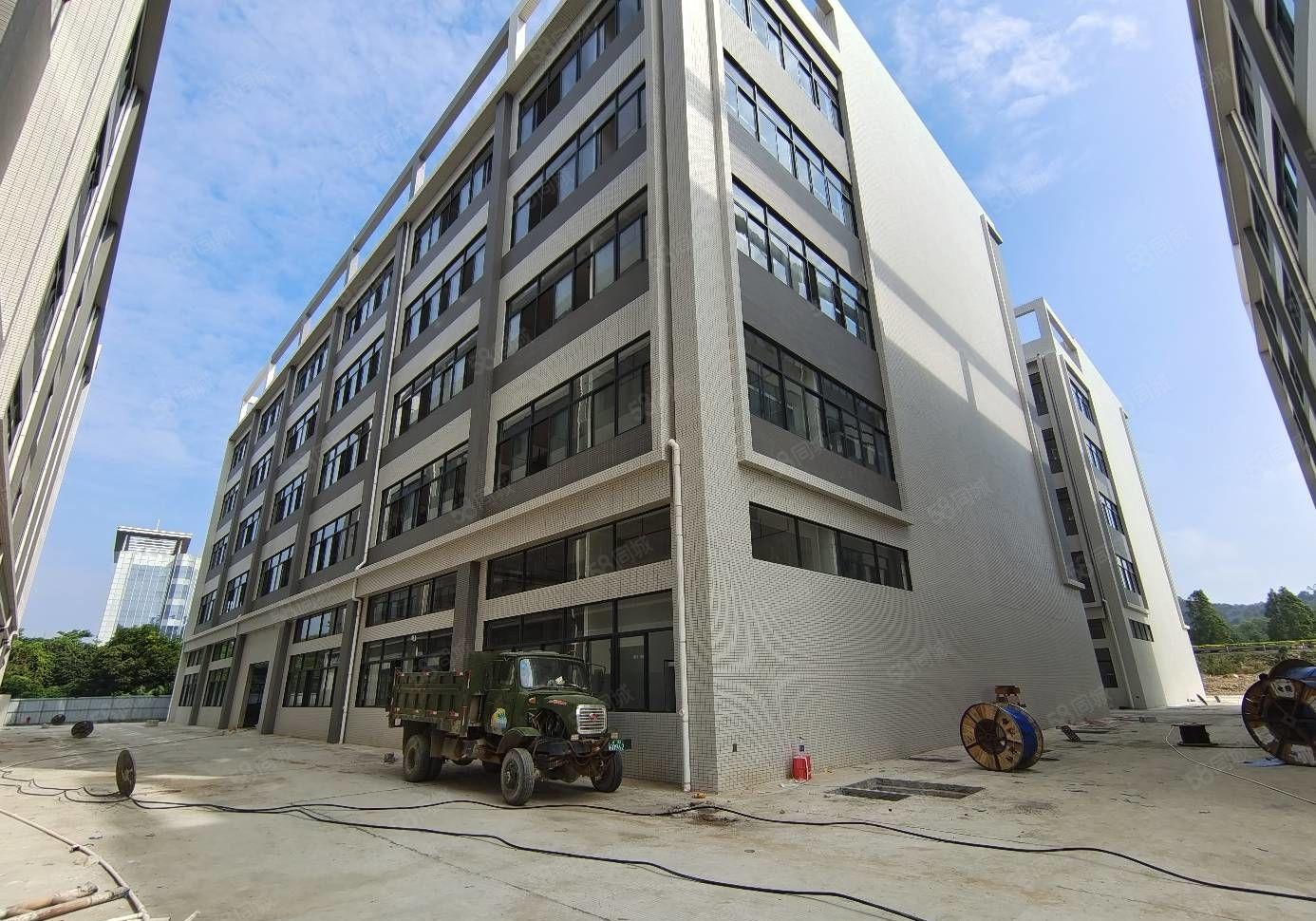 四角楼高速出口新建一楼1600平方红本厂房出租