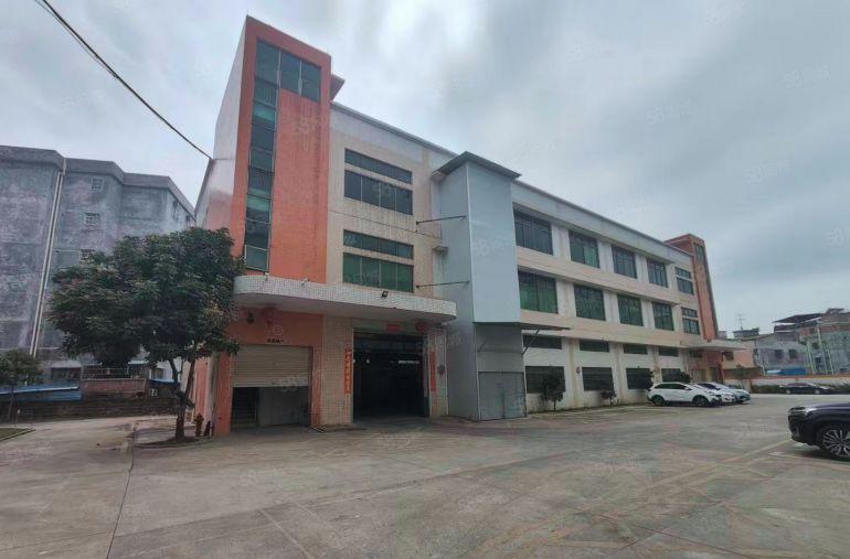 三栋市场10元带装修，1050平厂房，周边配套齐全