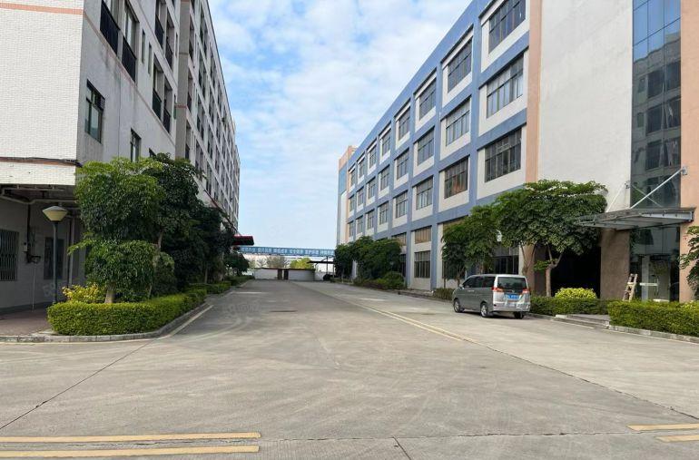 三栋镇原房东独院厂房出租带卸货平台带装修水电齐全可办环评