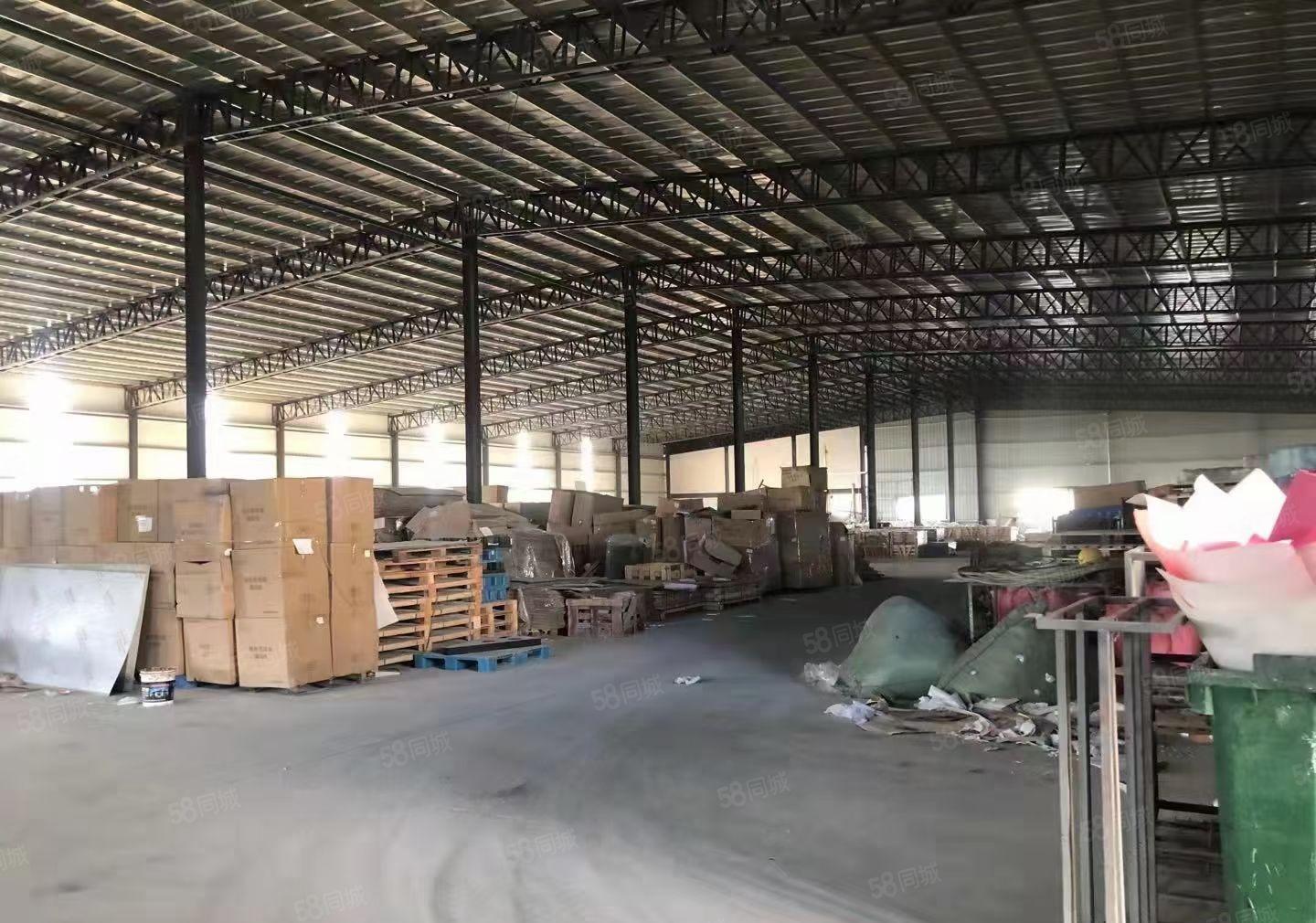 三栋市场附近单一层7000平方钢构厂房招租可分租