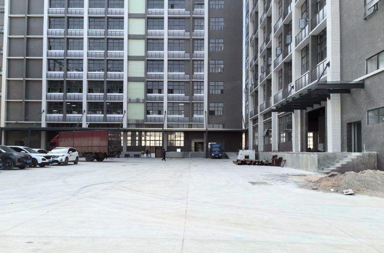 水口工业区新出一楼和楼上单层面积1200平厂房低价出租