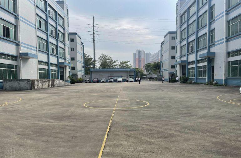 9元!小金口新出一楼1200平带牛腿厂房仓库低价出租 可分租