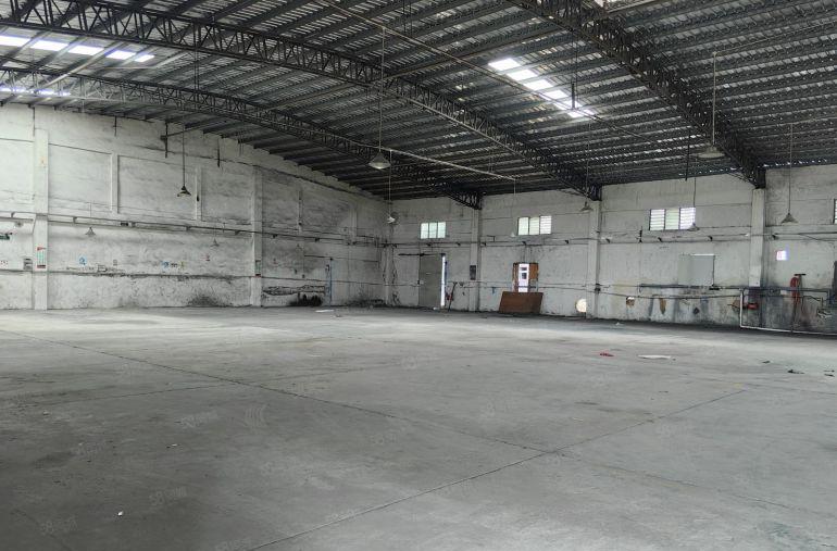 惠州小金口1000平钢构出租，层高7米，高速口附近，可进拖头