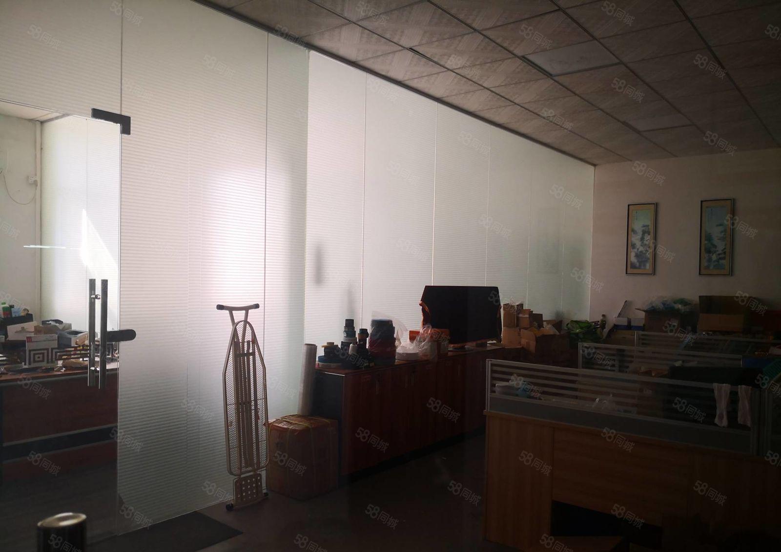 马安汉水金城 标准厂房1500平米2楼出租  带现成装修