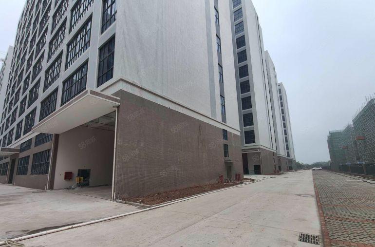 7元厂房实际面积出租 水口机场路旁原房东全新楼上1400平米