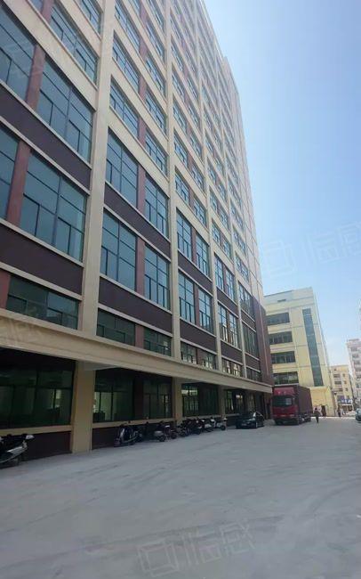 小金口高速路口全新红本五万平500平方起租