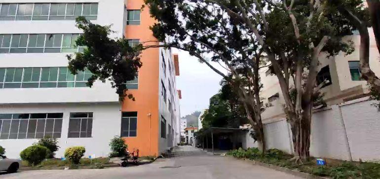 仲恺8元5吨电梯楼上精装厂房出租2560平方可分租