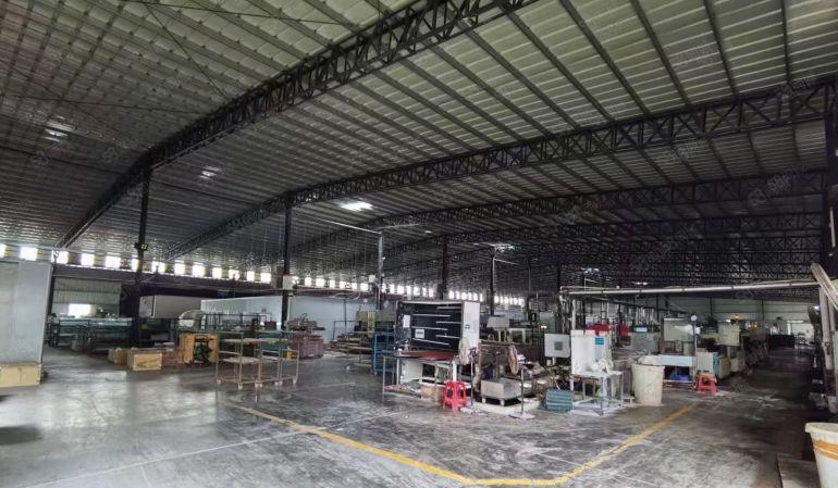 三栋单一层钢结构5500平7米高