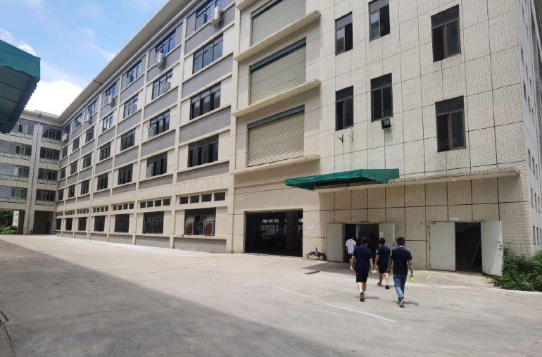 原房东红本厂房四栋25000平方，宿舍3500平方出租