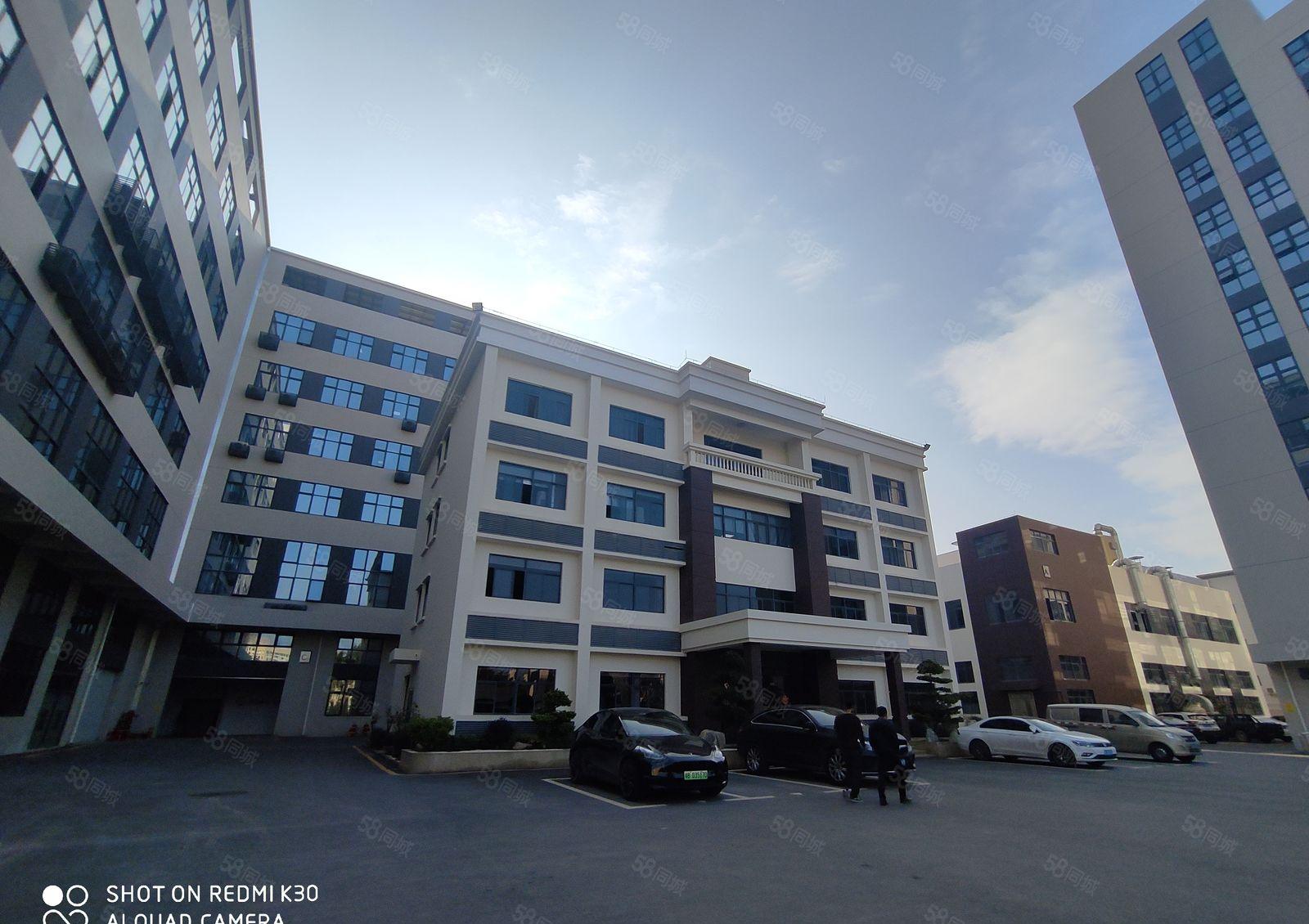 原房东出租，证件齐全。水电按需。配有2部货梯，1部5吨货梯。