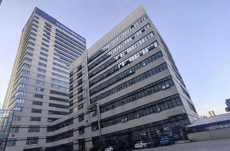 9块！高新工业园厂房出租带装修3200平电梯3吨带电商办公室