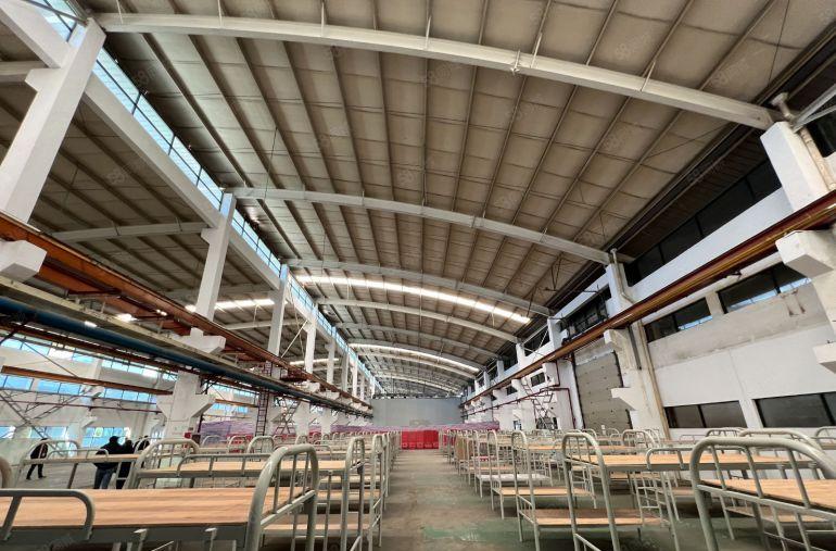 带现场行车滴水10米钢构厂房出租可以分组惠州新圩村一楼委厂房