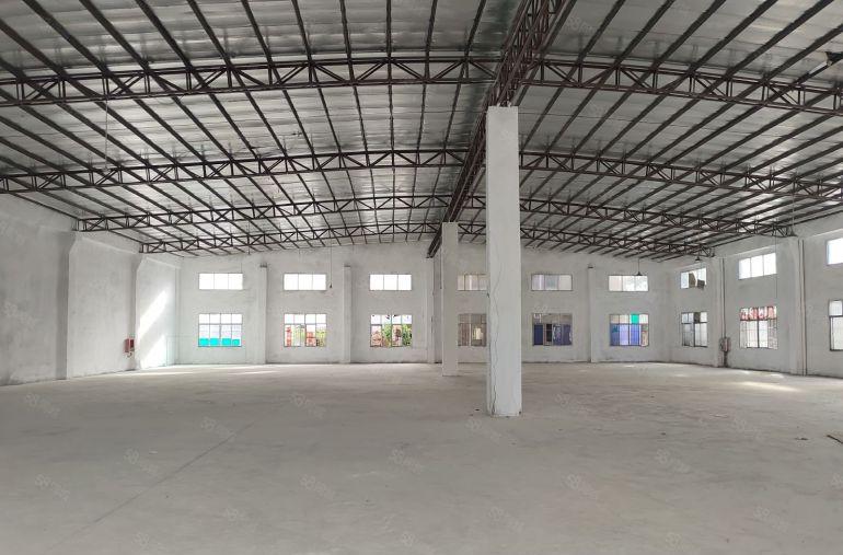 新圩靠近高速靠近秋长原房东7米钢构2500平方零公摊低价出租