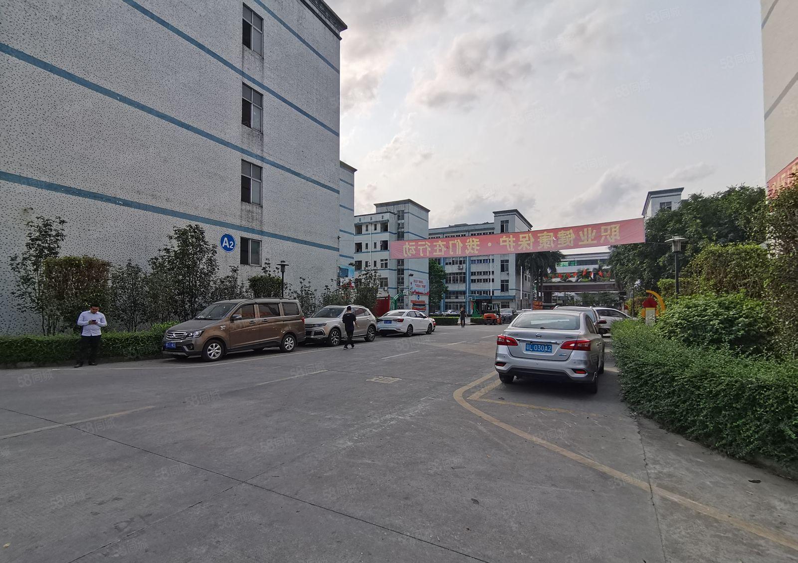 镇隆全新独门独院8000平一楼层高7米现成环评原房东厂房仓库