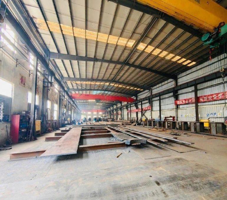 13元一楼，2000平，带航车，原房东厂房仓库出租，高使用率