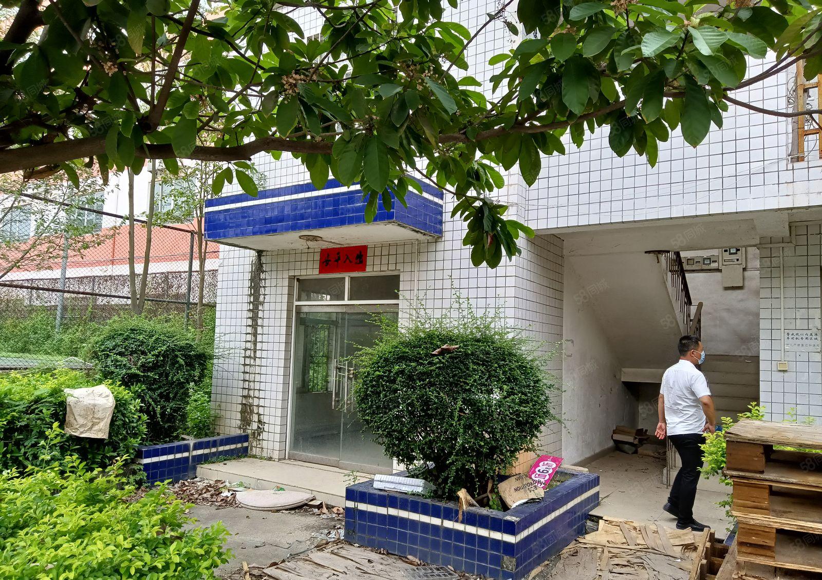 厂房出租惠阳新圩新出两层独栋厂房300平现成水电靠近深圳