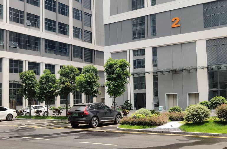 无公摊！原房东厂房直租实际面积大小可分租行业无限！！三吨货梯