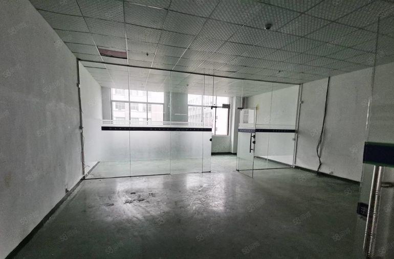 镇隆原房东2楼1380平厂房出租带办公室装修地坪漆水电现成