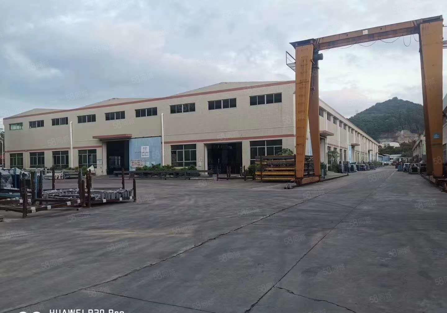 红本带行车独门独院钢构出租！交通方便位置好