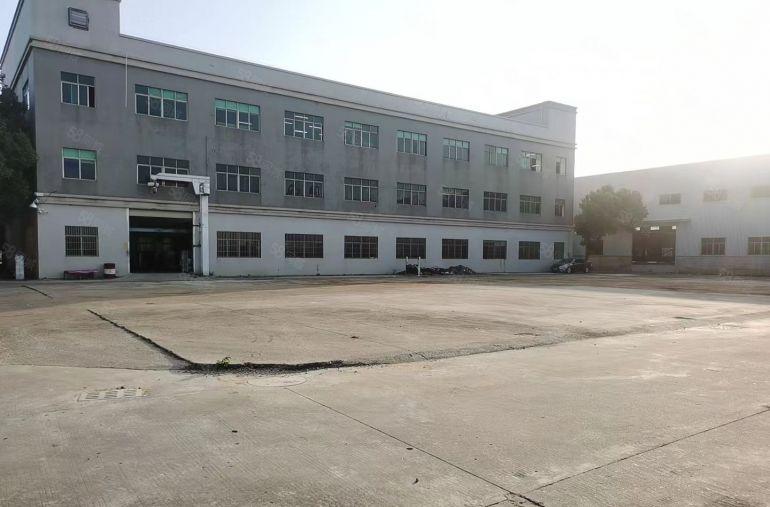 秋长厂房11块！！！滴水9米原房东空地大实际面积出租