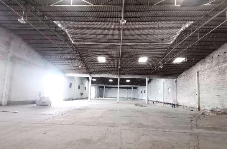 13元！秋长独门独院3000平超大空地厂房仓库出租