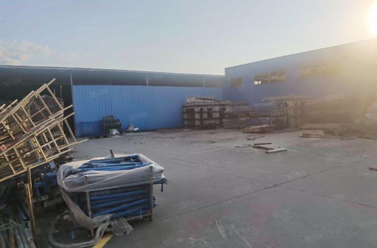 700空地500厂房，硬化地，5元靠马路边