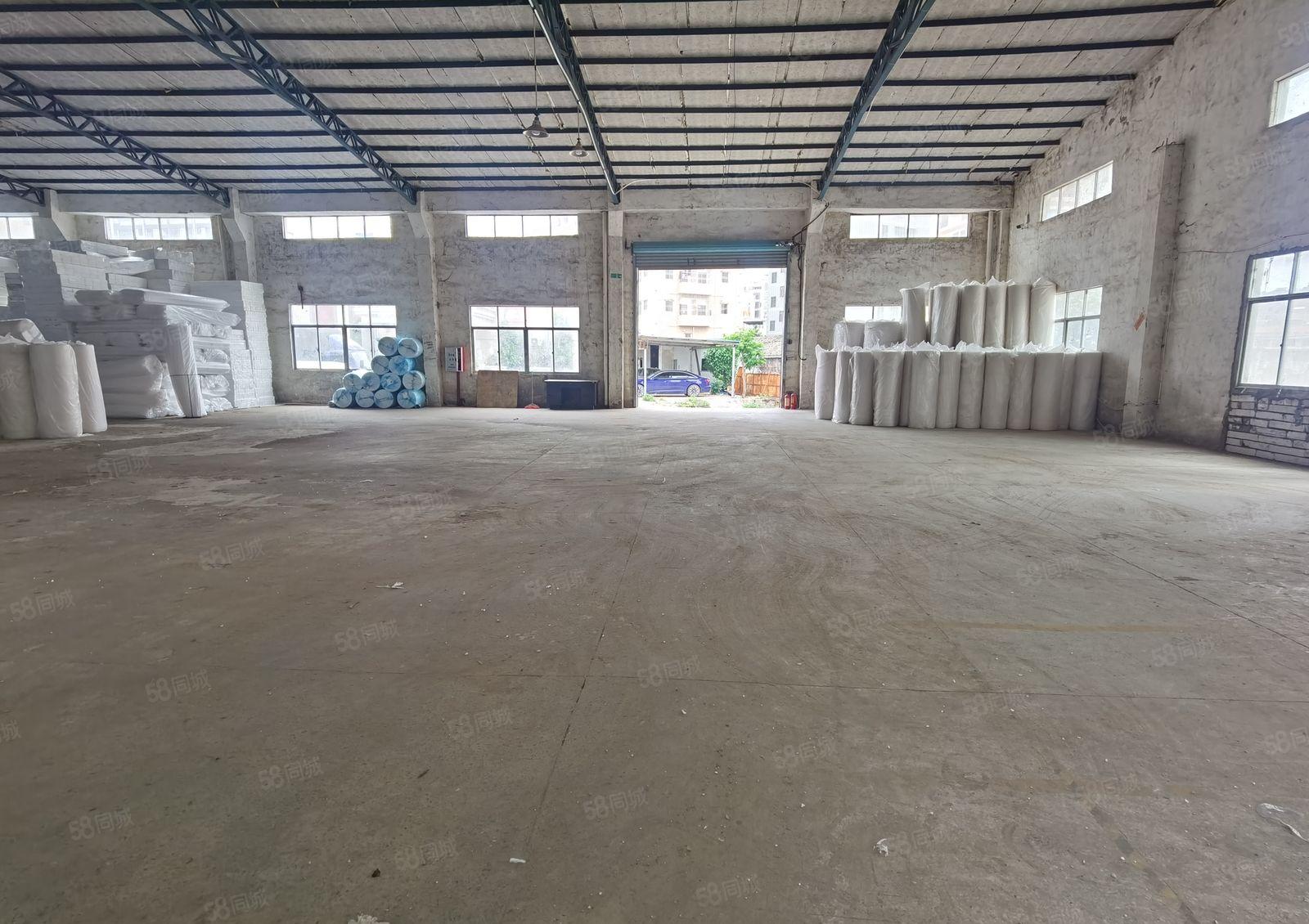 淡水500平方钢结构仓库厂房招租。价格实惠，带卸货平台！！