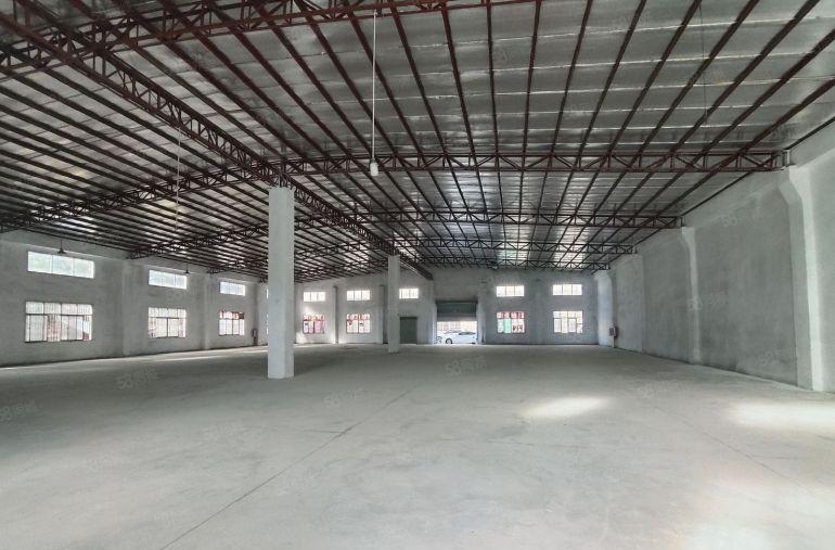 新圩靠近高速靠近秋长原房东7米钢构2500平方零公摊低价出租