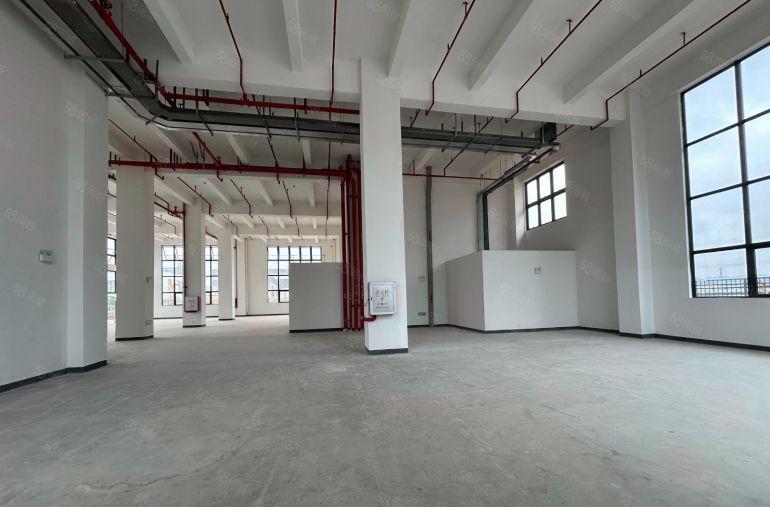 现成精装修！10元独院标准厂房2600平方出租，惠阳秋长新塘