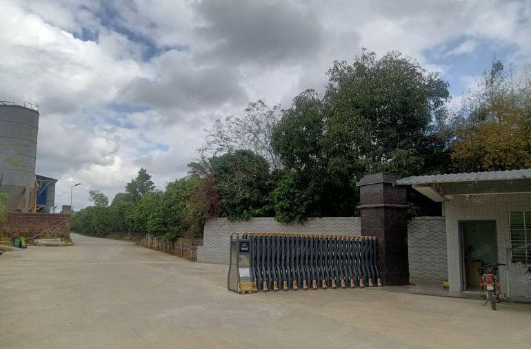 全新10000平独门独院标准厂房出租