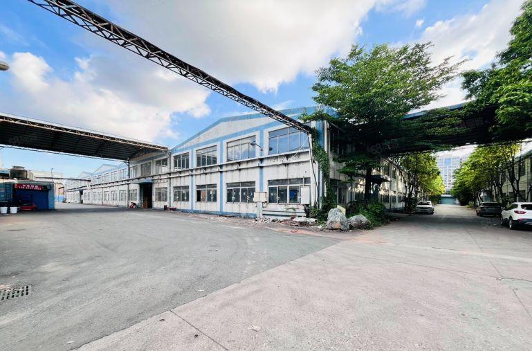 9块 租秋长8米高32000平钢构可以分租有红本有喷淋