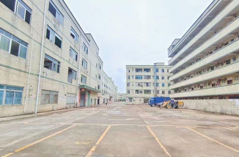 秋长秋宝路附近原房东一楼450平方出租，层高6米，价格实惠