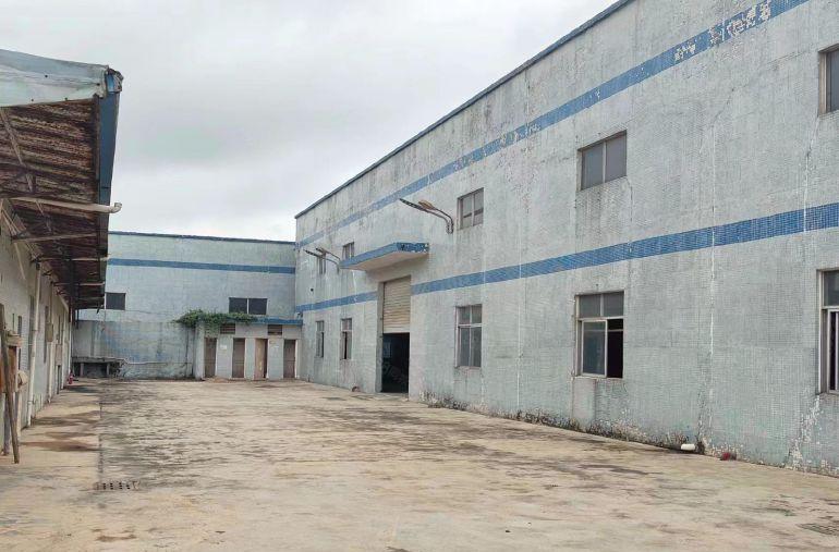 独门独院钢构厂房3420平，现成装修办公室  可分租