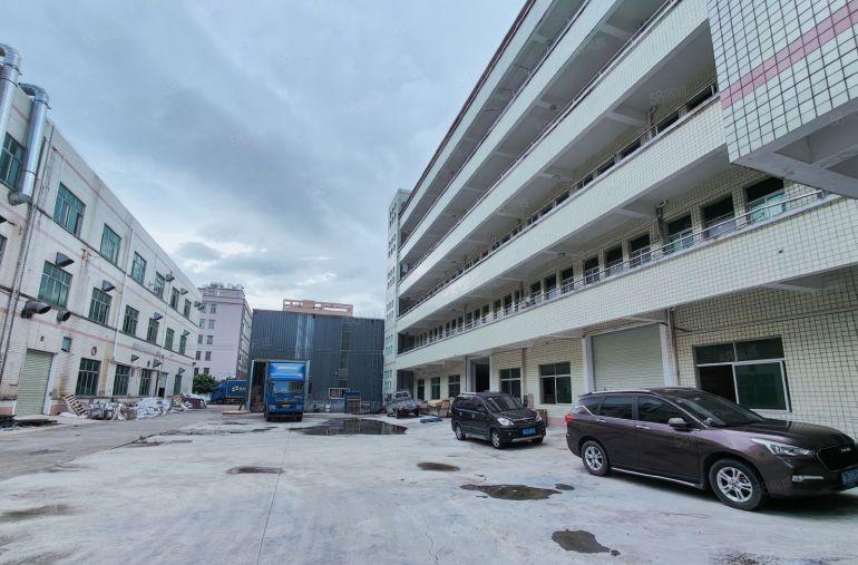 三和嘉民物流园对面一楼铁皮房出租