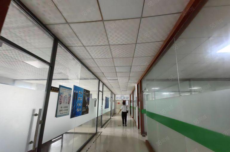 镇隆甘陂小学旁红本厂房1530平方精致装修