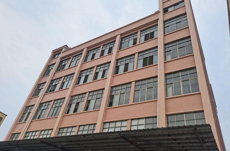 独院红本厂房出租 原房东 4800平方 可分租 带1千平空地