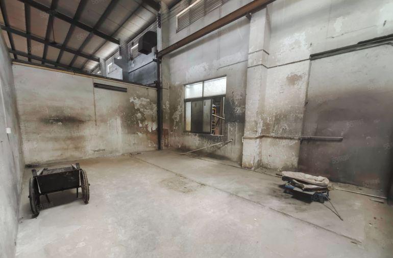 东风独栋1200平钢结构厂房