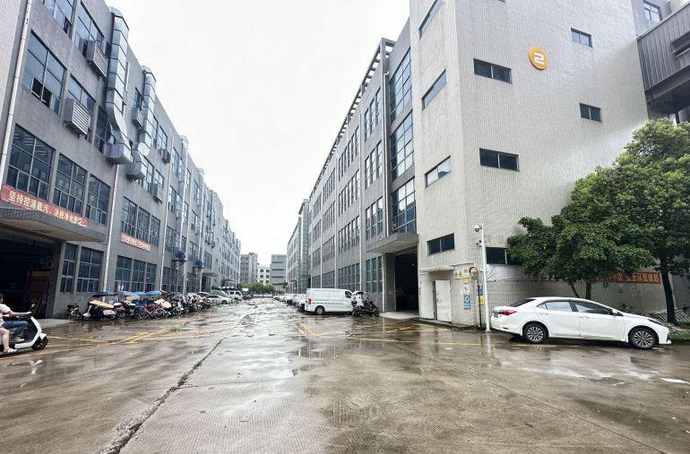 8块新圩4000平一层原房东红本厂房仓库出租分租整租