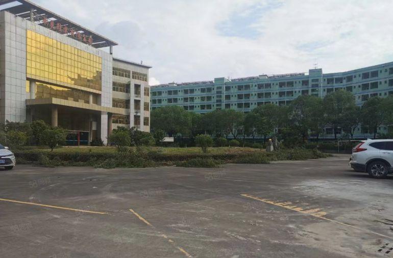 14元一方！秋长白石1500平一楼6.5米厂房仓库低价出租