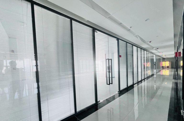 6块租全新精装修红本厂房一层1760平212平分租在秋长镇