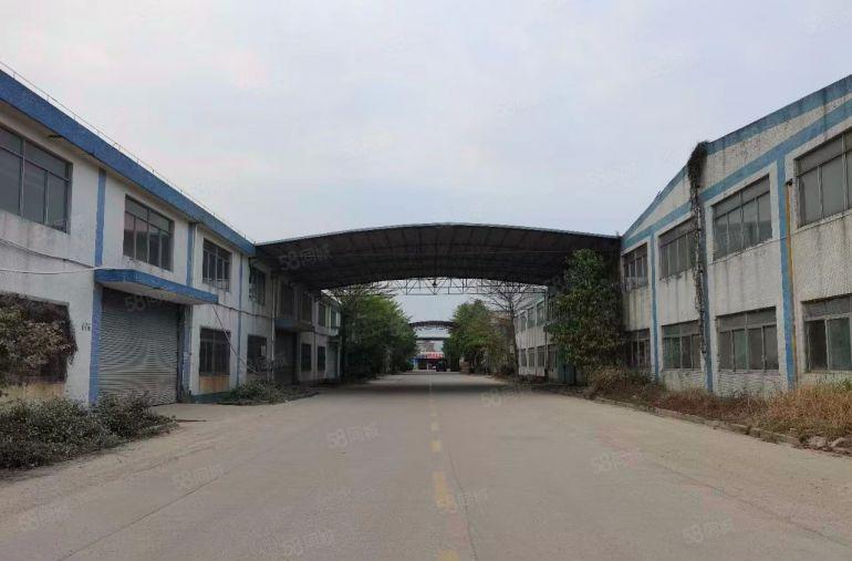 临深大型物流仓库带卸货平台 超大空地  砖墙到顶厂房出租