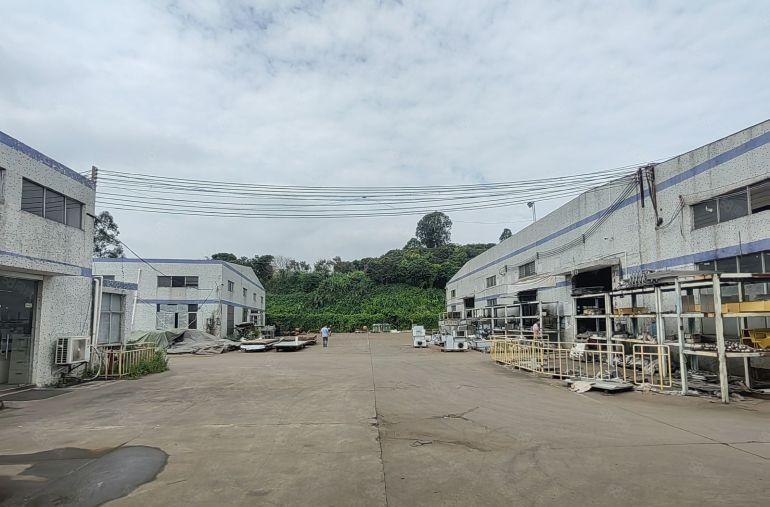 秋长厂房出租带行车厂房独门独院18000平可仓库出租有办公室